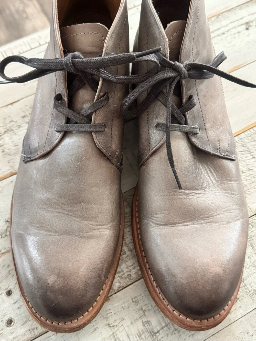 Frye Men's Taupe Leather Chukka Boots